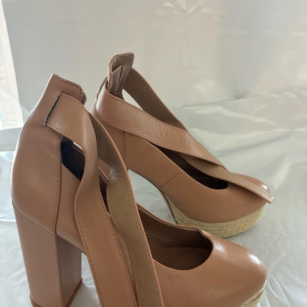 For Love & Lemons X  Raye Harper Nude Platform Heels Revolve EU 36/ US 6-6.5